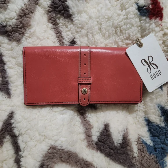 Hobo Alta Wallet - Picture 1 of 3